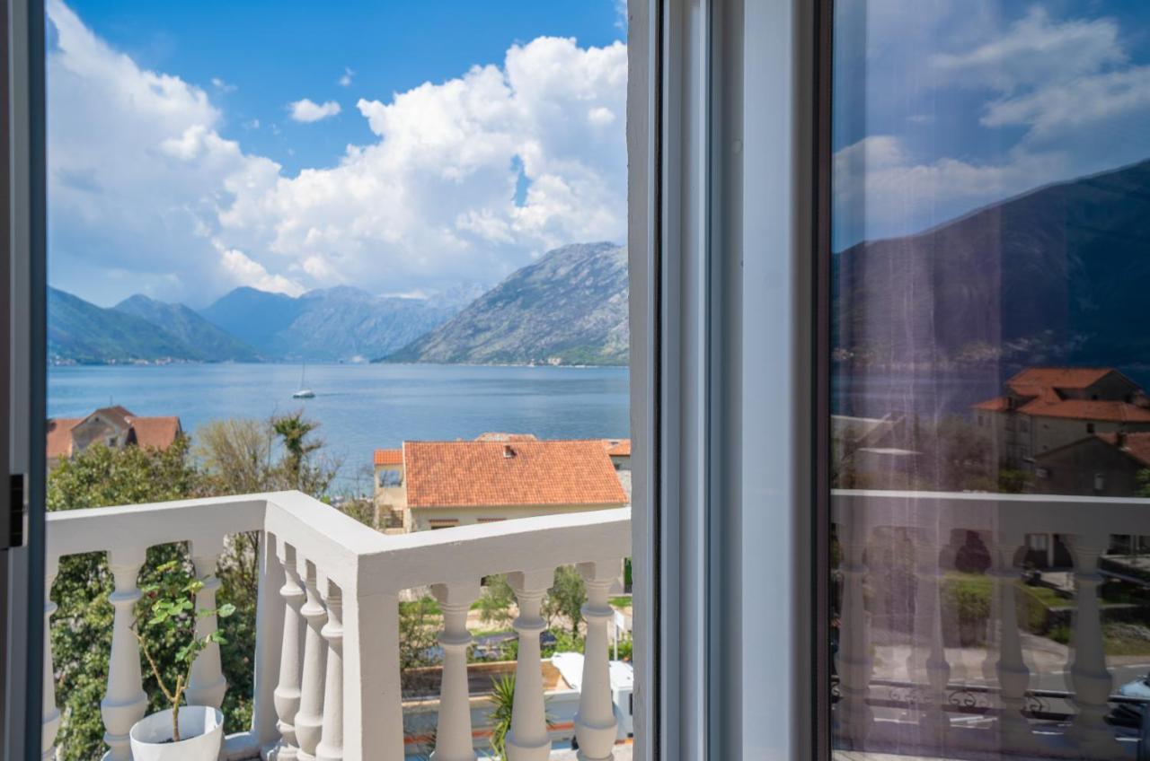 Apartment With Sea View Kotor Exterior photo